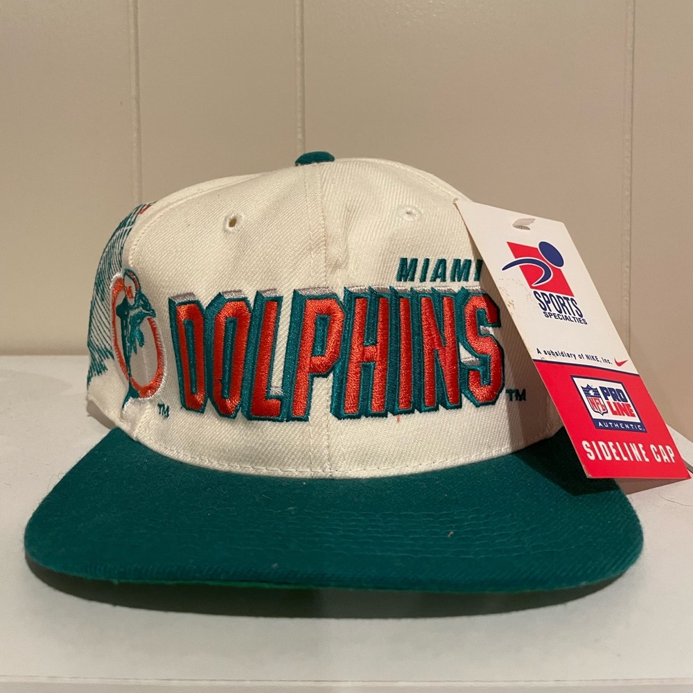 Authentic Miami Dolphins 90s SnapBack Hat NWT